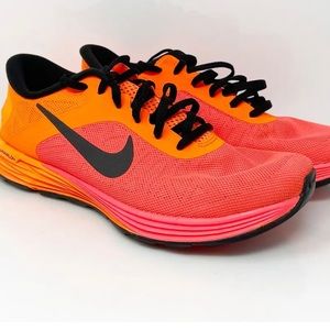 Womens size 8 Nike LunarLaunch running shoe